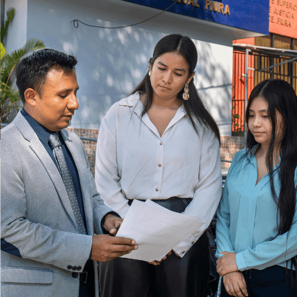 Luật sư tư vấn pháp luật cho người nước ngoài trong các lĩnh vực dân sự, đầu tư và lao động