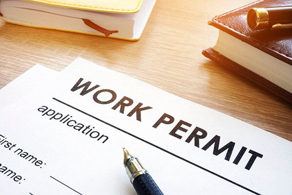 Những hồ sơ cần lưu ý khi thực hiện thủ tục là gì? - thủ tục xin work permit cho người nước ngoài - nplaw.vn